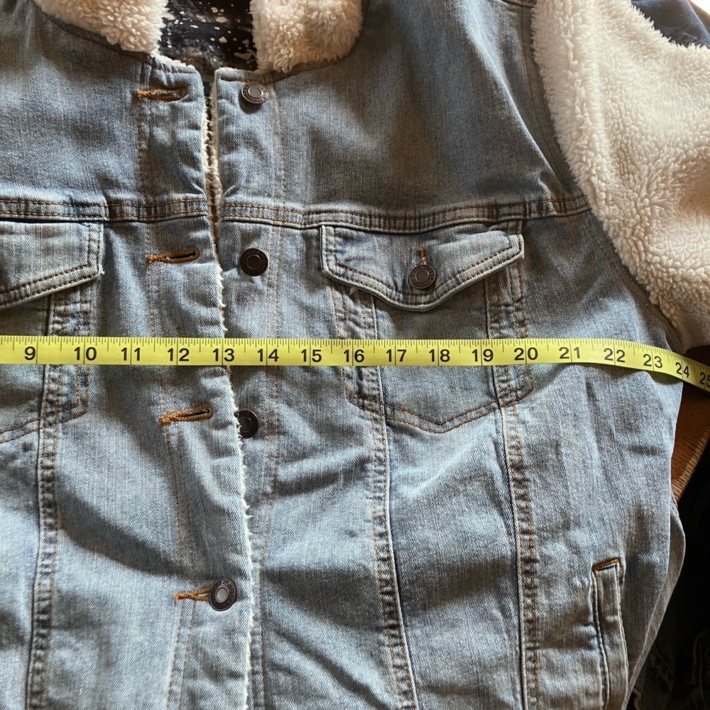 Women’s large up-cycled Jean jacket with cut out night sky - Picture 4 of 4